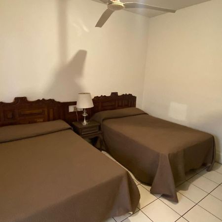 Hotel Maya Ixtlan Ixtlan del Rio Esterno foto
