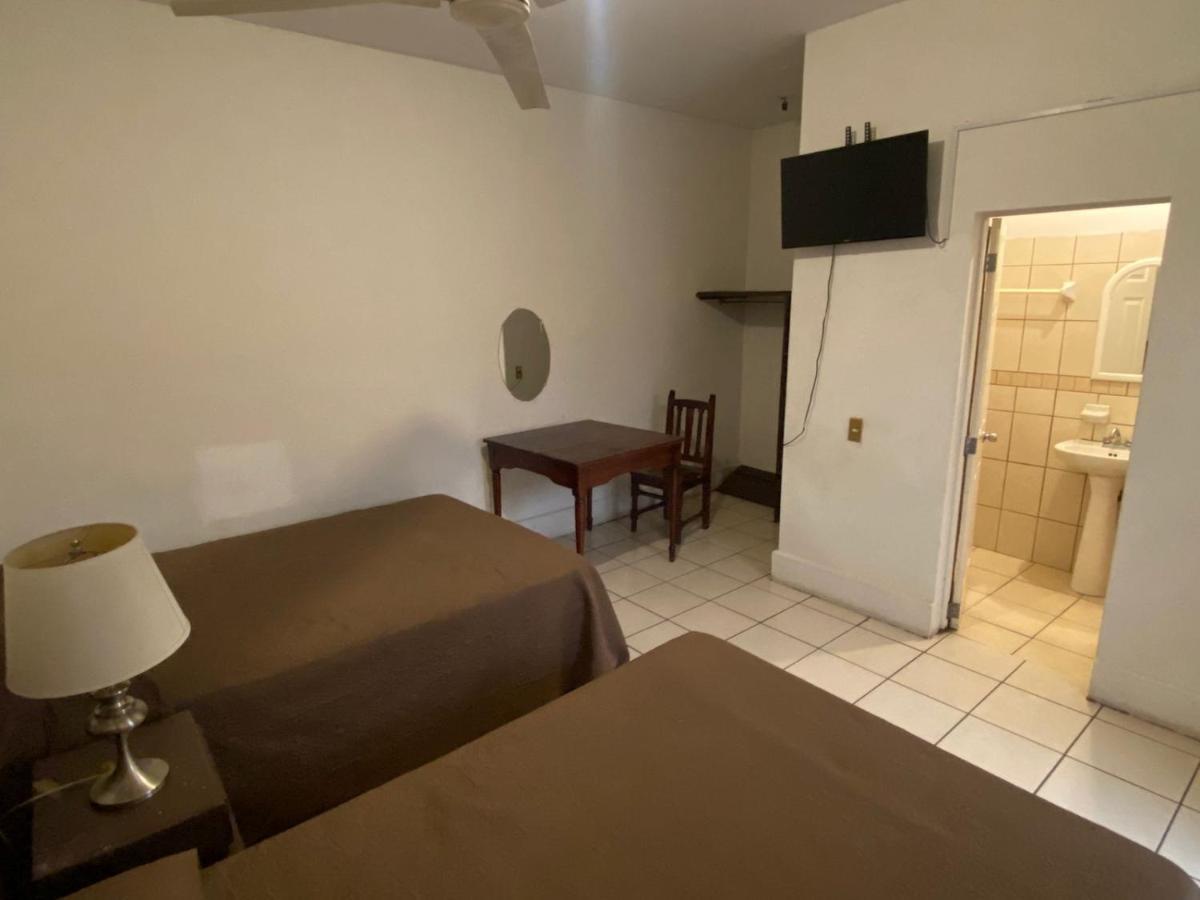 Hotel Maya Ixtlan Ixtlan del Rio Esterno foto