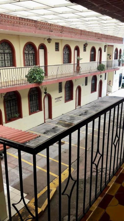 Hotel Maya Ixtlan Ixtlan del Rio Esterno foto